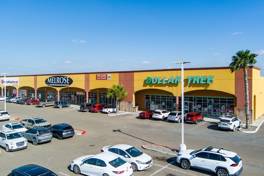 South Texas Value-Add Retail Portfolio portefeuille de 2 biens à vendre sur LoopNet.fr - Photo de l’immeuble – Image 3 sur 11
