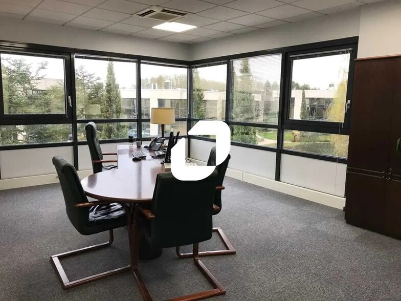 2 Parc Ariane, Guyancourt à louer - Photo de l’immeuble – Image 3 sur 16