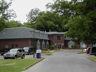 Plus de détails pour 153 N Main St, Collierville, TN - Bureau à louer