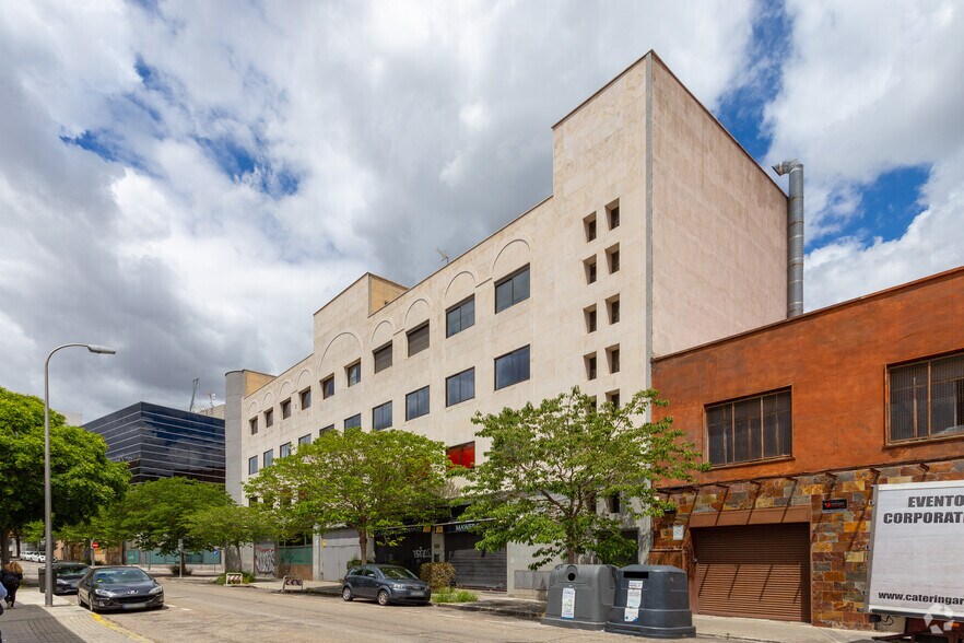 Calle De Albasanz, 34, Madrid, Madrid à vendre - Photo de l’immeuble – Image 1 sur 2