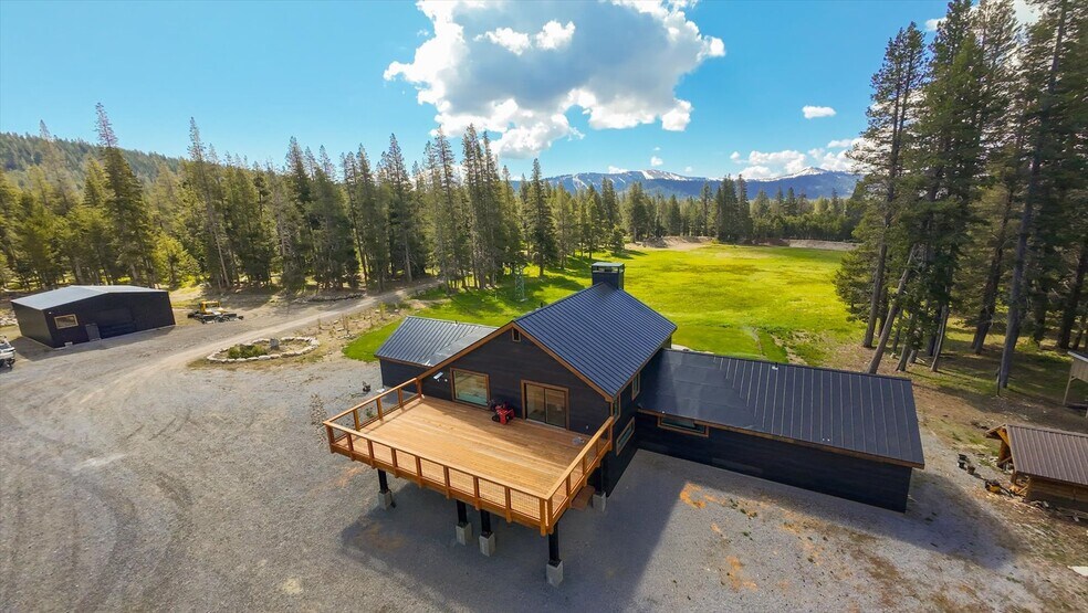 804 Fiberboard Rd rd, Sierraville, CA à vendre - Photo de l’immeuble – Image 3 sur 22