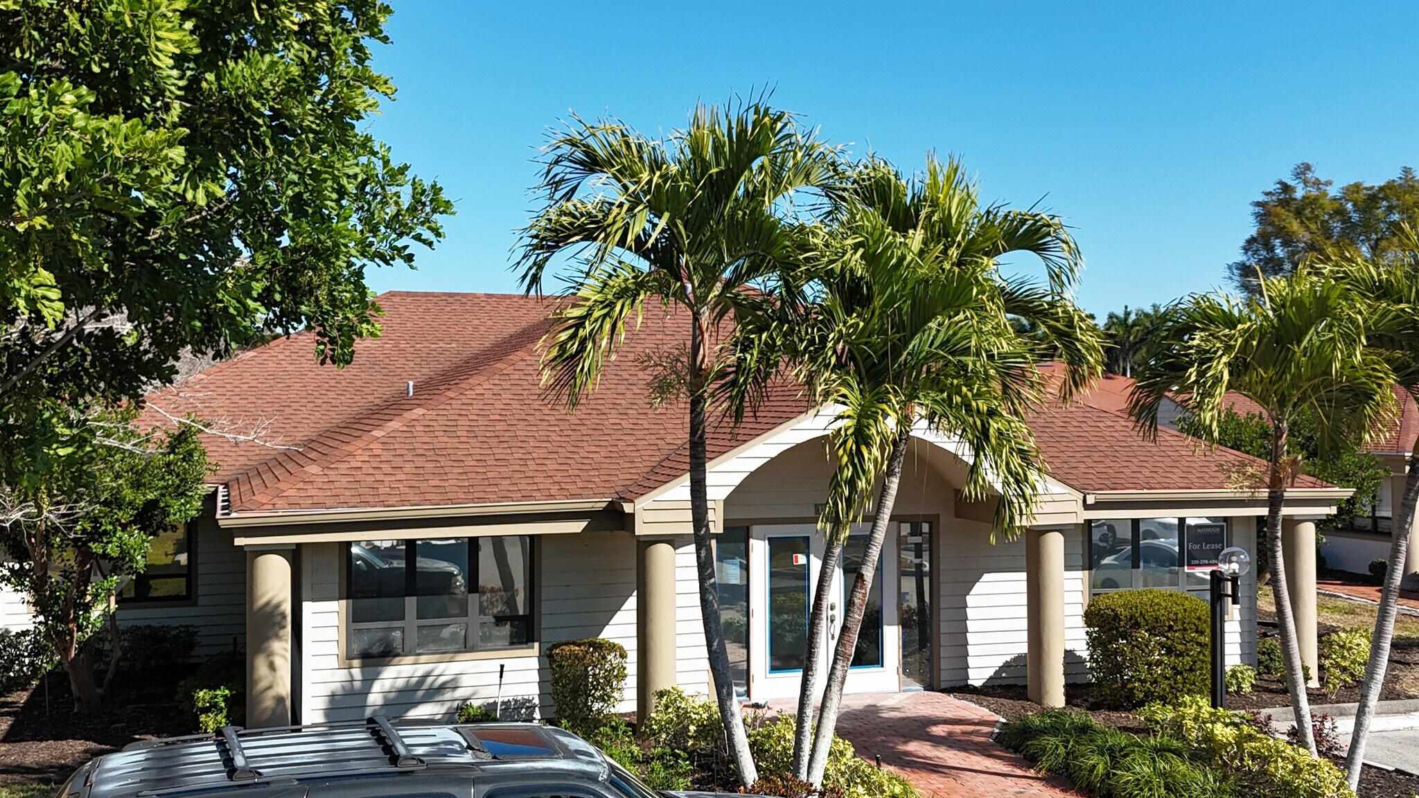 12660 World Plaza Ln, Fort Myers, FL à louer Photo principale– Image 1 sur 2