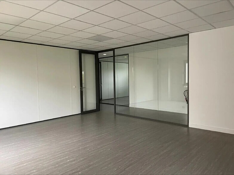 Bureau dans Cergy à louer - Photo intérieure – Image 3 sur 12