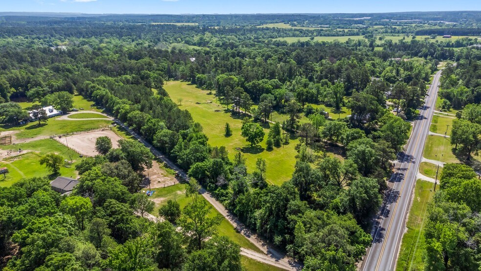 372 Fm 247 Rd, Huntsville, TX à vendre - Aérien – Image 2 sur 33
