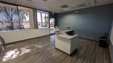 637 S 48th St, Tempe, AZ à louer Photo intérieure– Image 2 sur 7