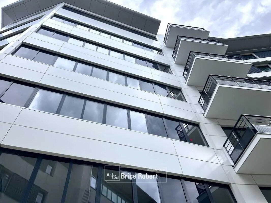 Bureau dans Tassin-la-Demi-Lune à vendre Photo de l’immeuble– Image 1 sur 19