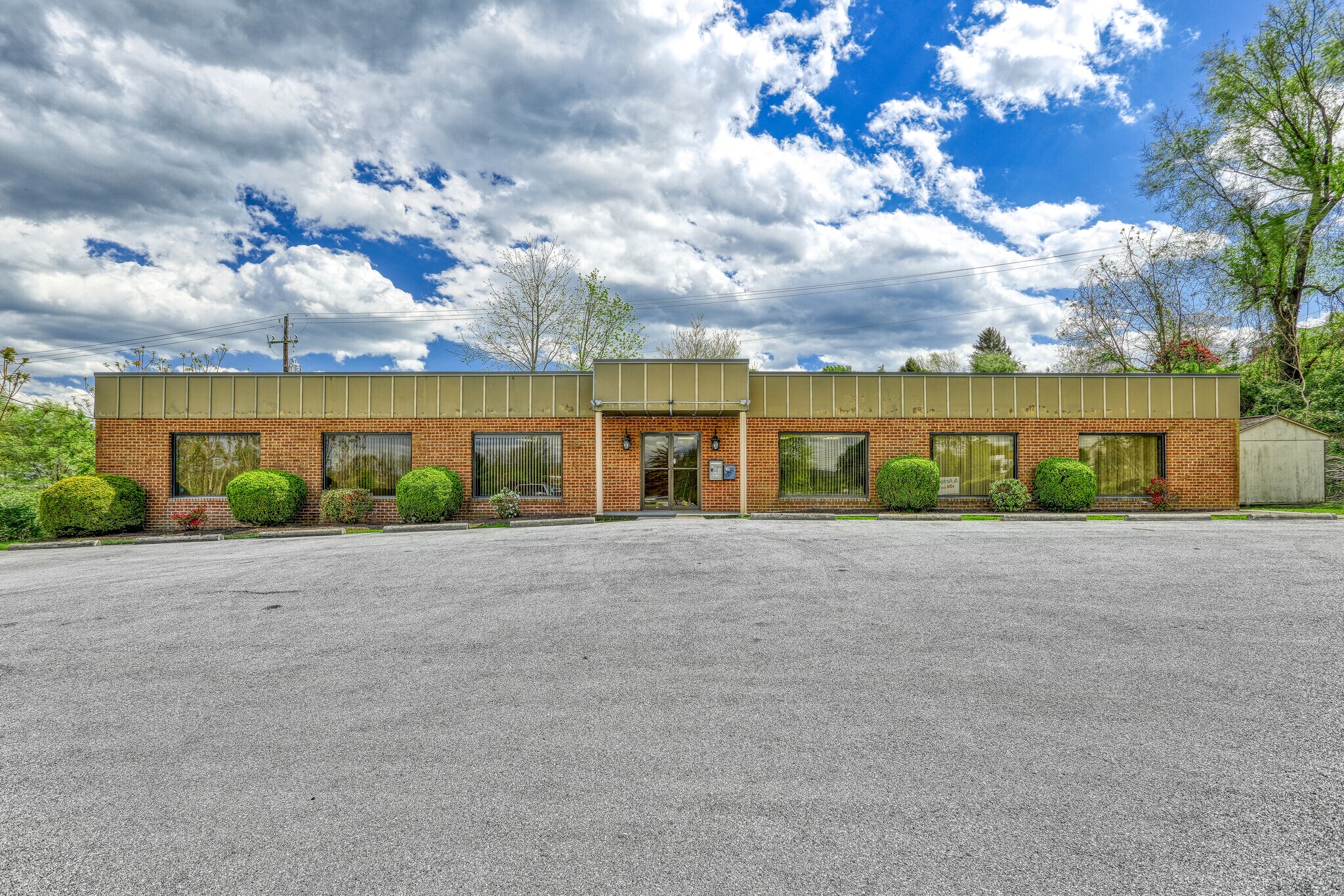 4051 Executive Park Dr, Harrisburg, PA à louer Photo principale– Image 1 sur 17