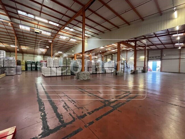 Plus de détails pour Industriel/Logistique à louer
