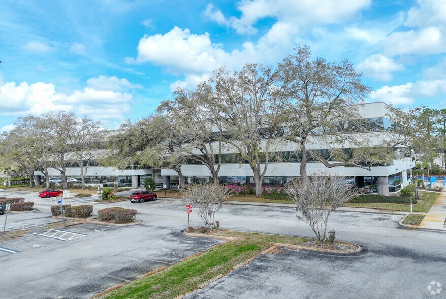 260 Wekiva Springs Rd, Longwood, FL à vendre - Photo de l’immeuble – Image 3 sur 9