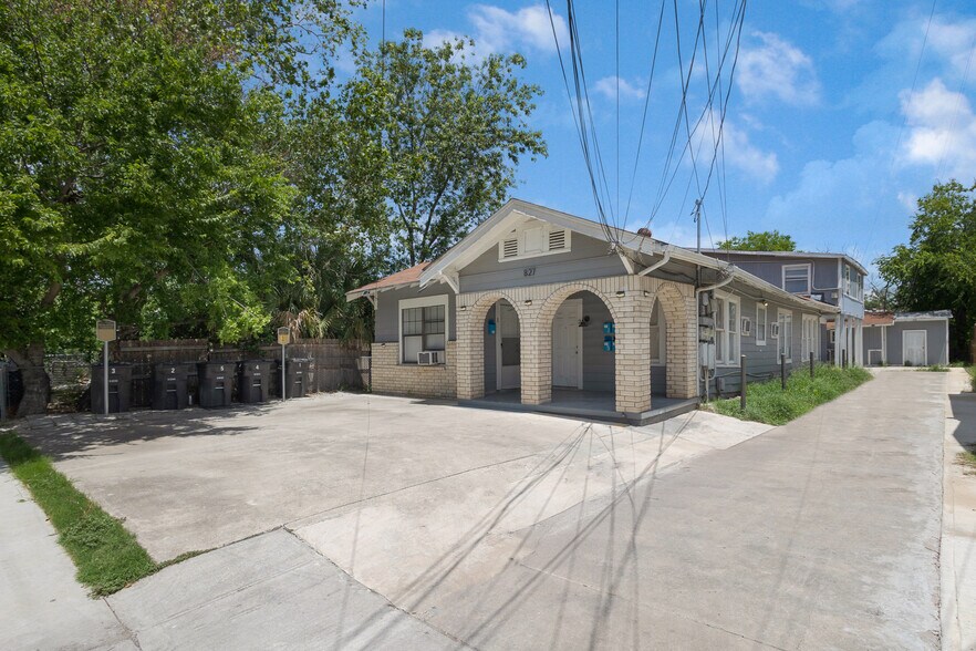 827 W Rosewood Ave, San Antonio, TX à vendre - Photo de l’immeuble – Image 2 sur 16