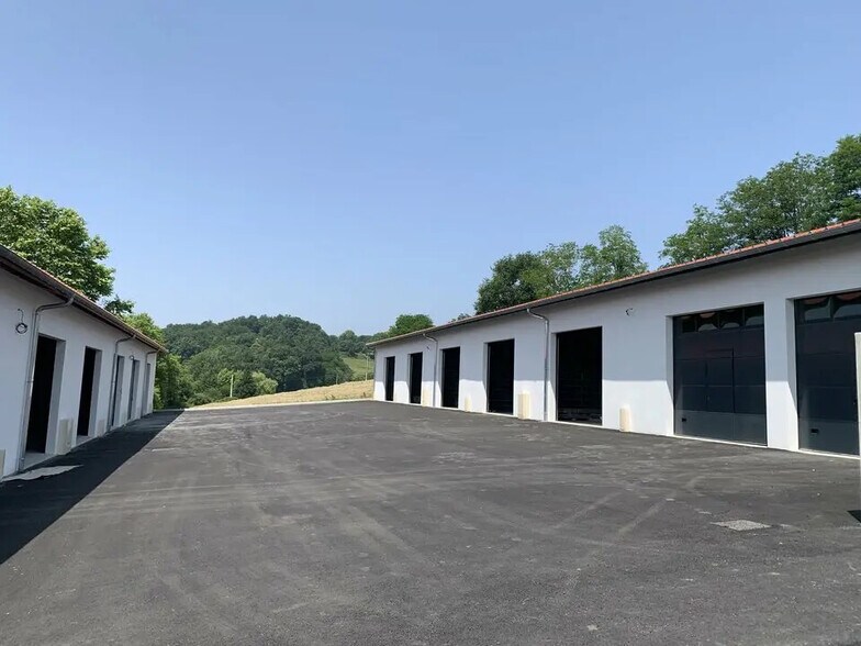 Industriel/Logistique dans Ayherre à vendre - Photo de l’immeuble – Image 3 sur 3