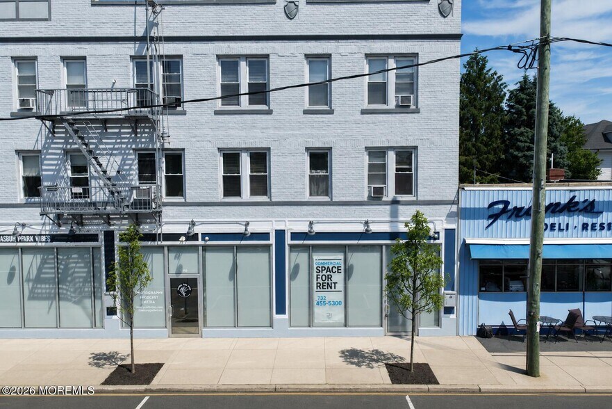 1408-1412 Main St, Asbury Park, NJ à louer - Photo de l’immeuble – Image 2 sur 12