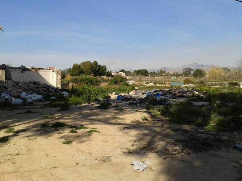 Industriel/Logistique dans Mutxamel à vendre - Photo de l’immeuble – Image 2 sur 2