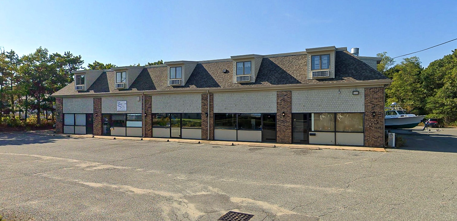 40 Industry Rd, Marstons Mills, MA 02648 - Lot 5&10 -  - Photo intérieure - Image 2 of 7
