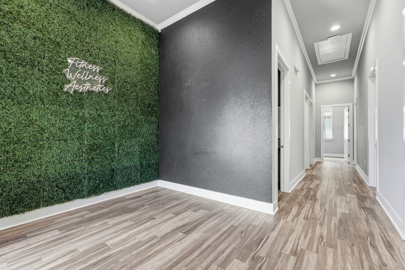 5899 Preston Rd, Frisco, TX 75034 - Lot 502 - - Photo intérieure - Image 1 of 10