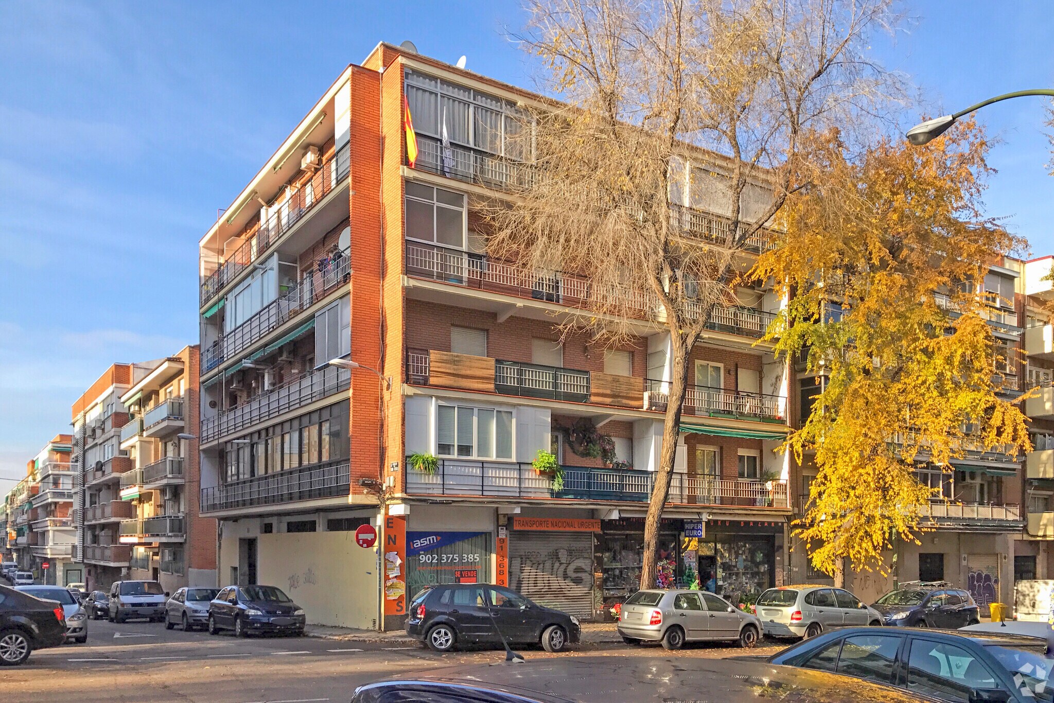 Local commercial dans Madrid, Madrid à louer Photo de l’immeuble– Image 1 sur 2