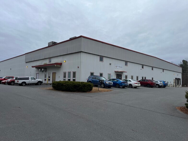 39 Gus Lapham Ln, Plattsburgh, NY à louer - Photo de l’immeuble – Image 1 sur 2