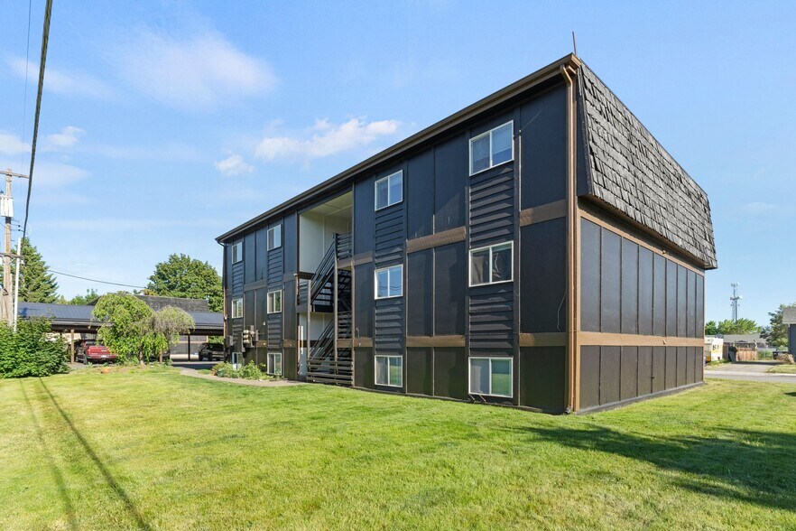 107 E Hattie Ave, Coeur d'Alene, ID à vendre - Photo de l’immeuble – Image 3 sur 24