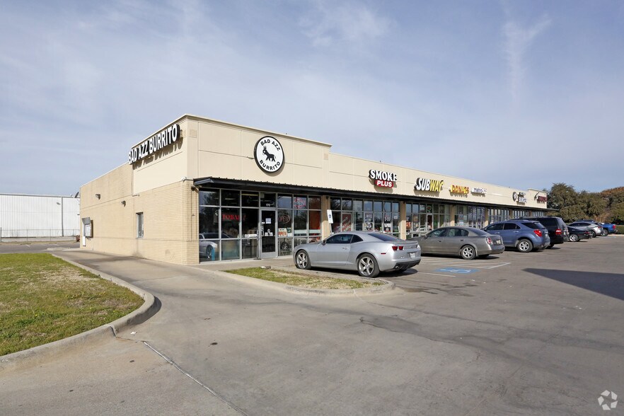 1200 S Blue Mound Rd, Saginaw, TX à louer - Photo principale – Image 2 sur 10