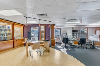 4701 Randolph Rd, Rockville, MD à louer Photo intérieure– Image 2 sur 11