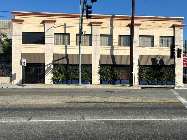 3690 S Santa Fe Ave, Vernon, CA à louer - Photo principale – Image 1 sur 5