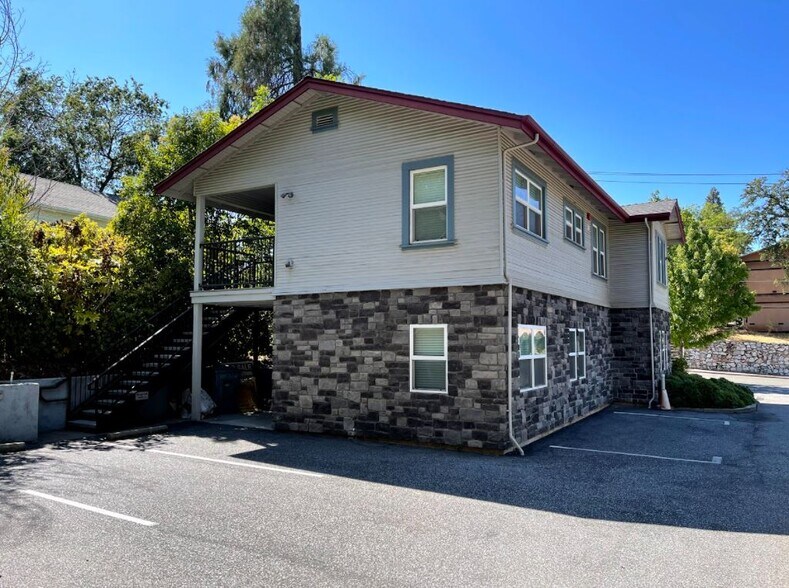 1285 High St, Auburn, CA à vendre - Photo de l’immeuble – Image 3 sur 13