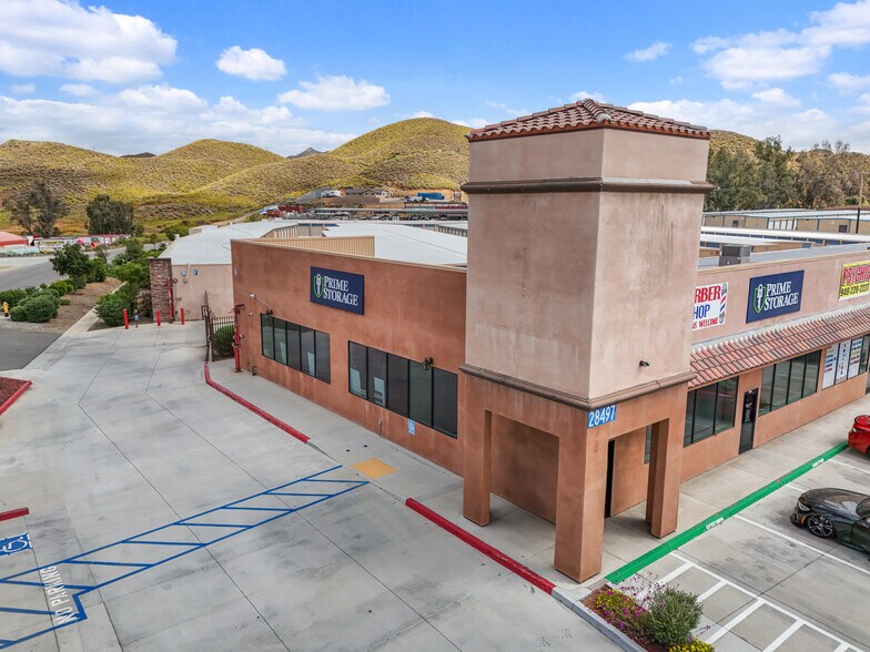28497 Highway 74, Lake Elsinore, CA à louer - Photo de l’immeuble – Image 2 sur 6