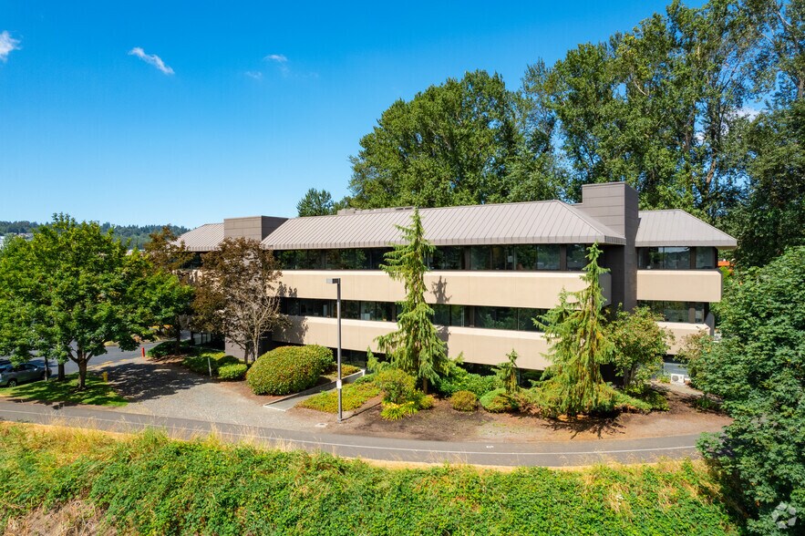 16040 Christensen Rd, Tukwila, WA à louer - Photo de l’immeuble – Image 3 sur 13
