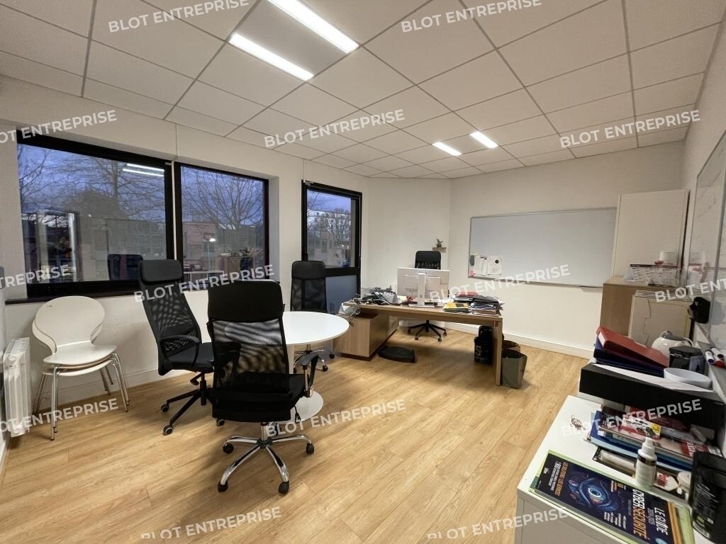 Bureau dans Cesson-Sévigné à louer Photo intérieure– Image 1 sur 5
