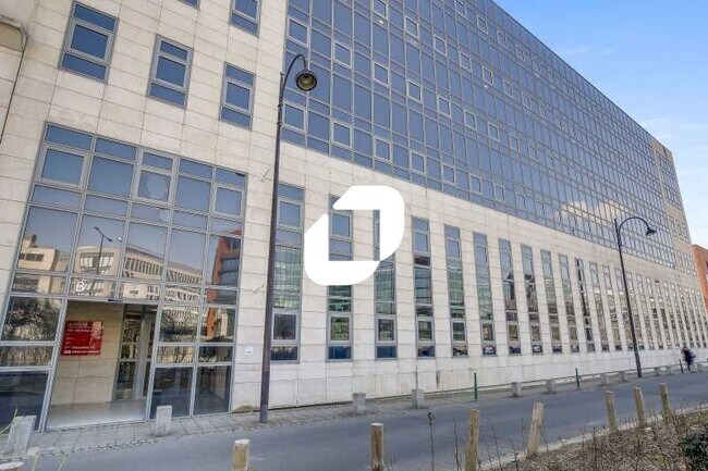 Plus de détails pour Bureau à louer