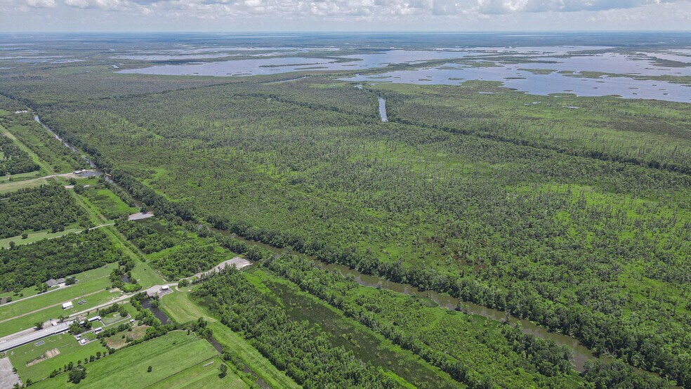 Bayou Black Drive, Gibson, LA à vendre - Photo principale – Image 1 sur 5