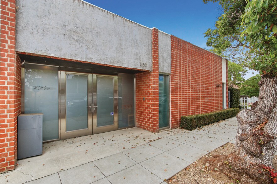 1548-1550 18th St, Santa Monica, CA à vendre - Photo de l’immeuble – Image 2 sur 10