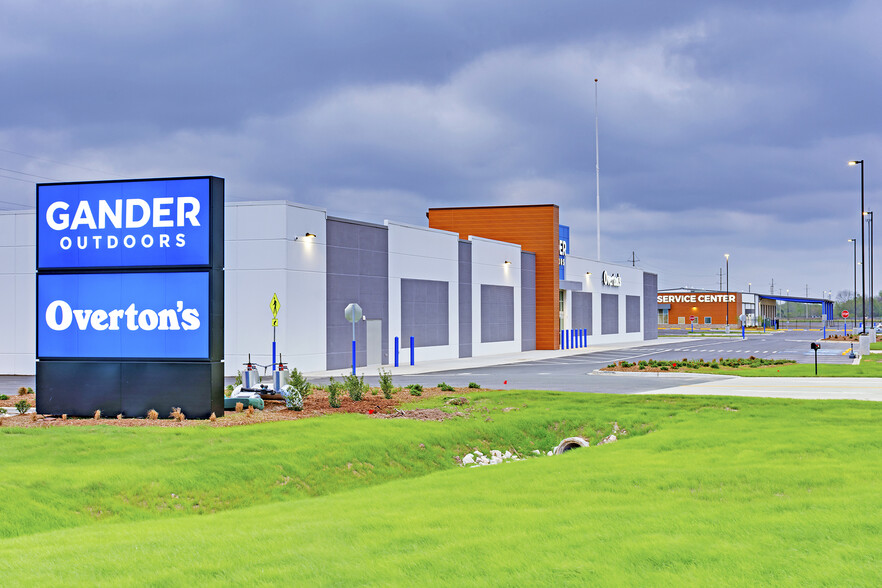 2314 N Frontage Rd, Breaux Bridge, LA à louer - Photo de l’immeuble – Image 2 sur 8