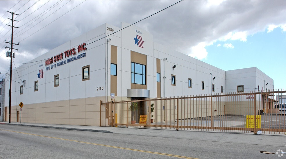 2150 E 25th St, Los Angeles, CA à louer - Photo principale – Image 1 sur 4