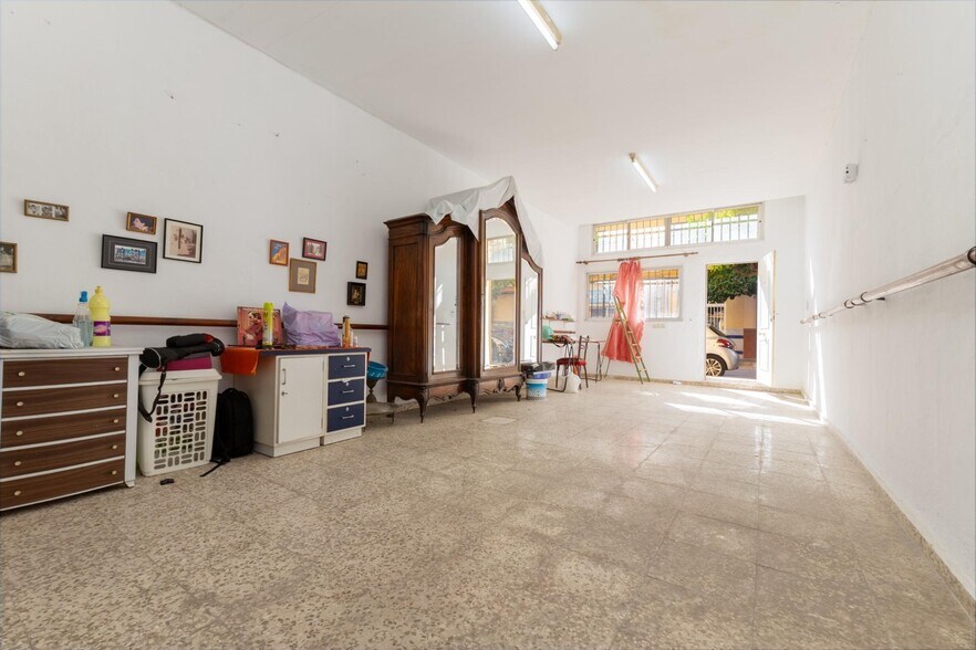 Calle Mirasierra, 3, Fuengirola, Málaga à vendre - Photo de l’immeuble – Image 3 sur 16