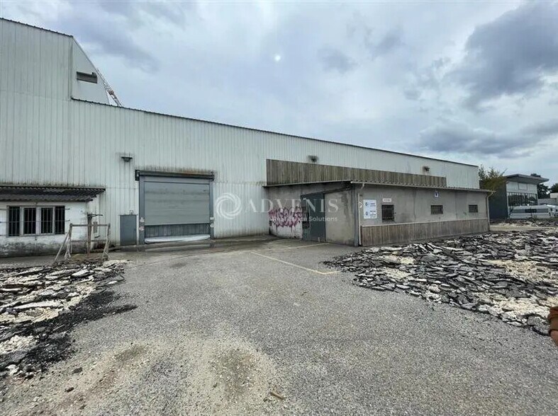 Local d'activités dans Mérignac à vendre - Photo de l’immeuble – Image 1 sur 5