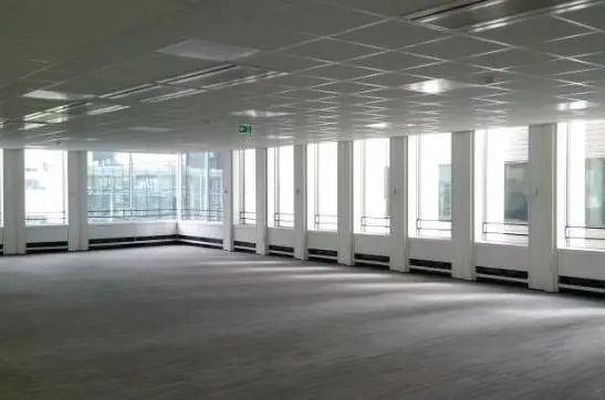 1 Place De La Pyramide, Puteaux à louer - Photo de l’immeuble – Image 3 sur 16
