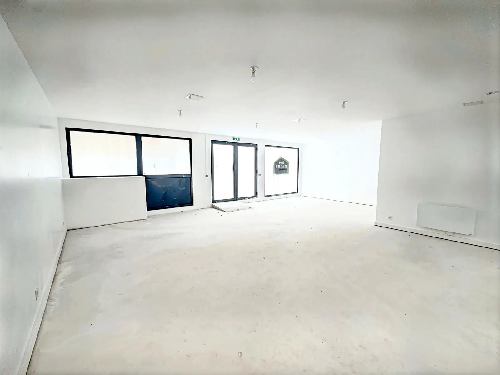 Local commercial dans Rueil-Malmaison à louer Photo intérieure– Image 1 sur 4