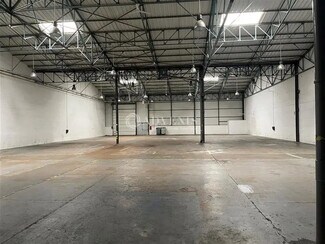 Plus de détails pour Local d'activités à louer