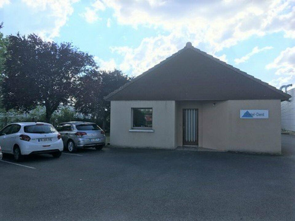 Local d'activités dans Châtellerault à vendre Photo de l’immeuble– Image 1 sur 6