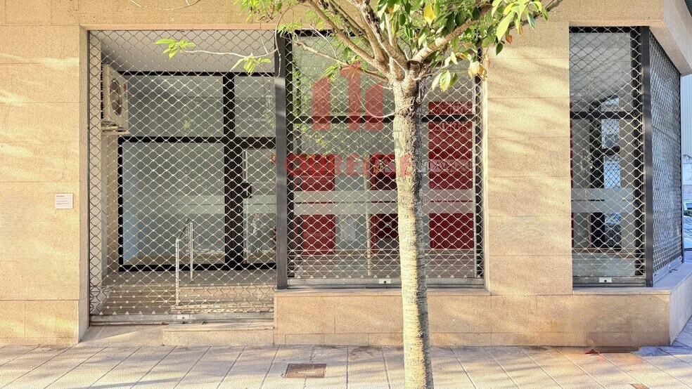 Local commercial dans Ourense, Orense à louer - Photo de l’immeuble – Image 3 sur 18