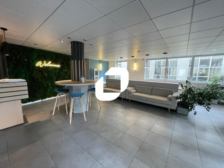 2 Rue Maurice Hartmann, Issy-les-Moulineaux à louer - Hall d’entrée – Image 2 sur 32