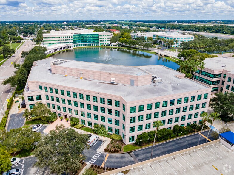 4925 Independence Pky, Tampa, FL à louer - Photo de l’immeuble – Image 3 sur 15