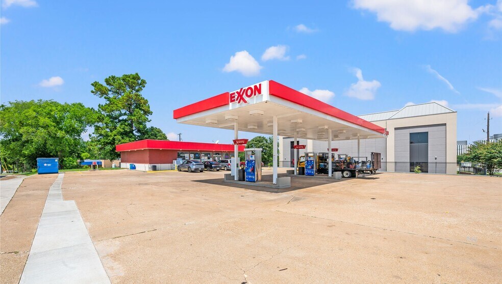 1315 S Beckham Ave, Tyler, TX à vendre - Photo de l’immeuble – Image 1 sur 6