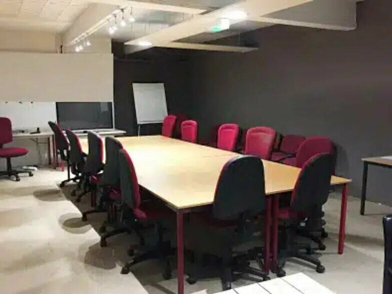 Bureau dans Troyes à louer - Photo intérieure – Image 2 sur 3
