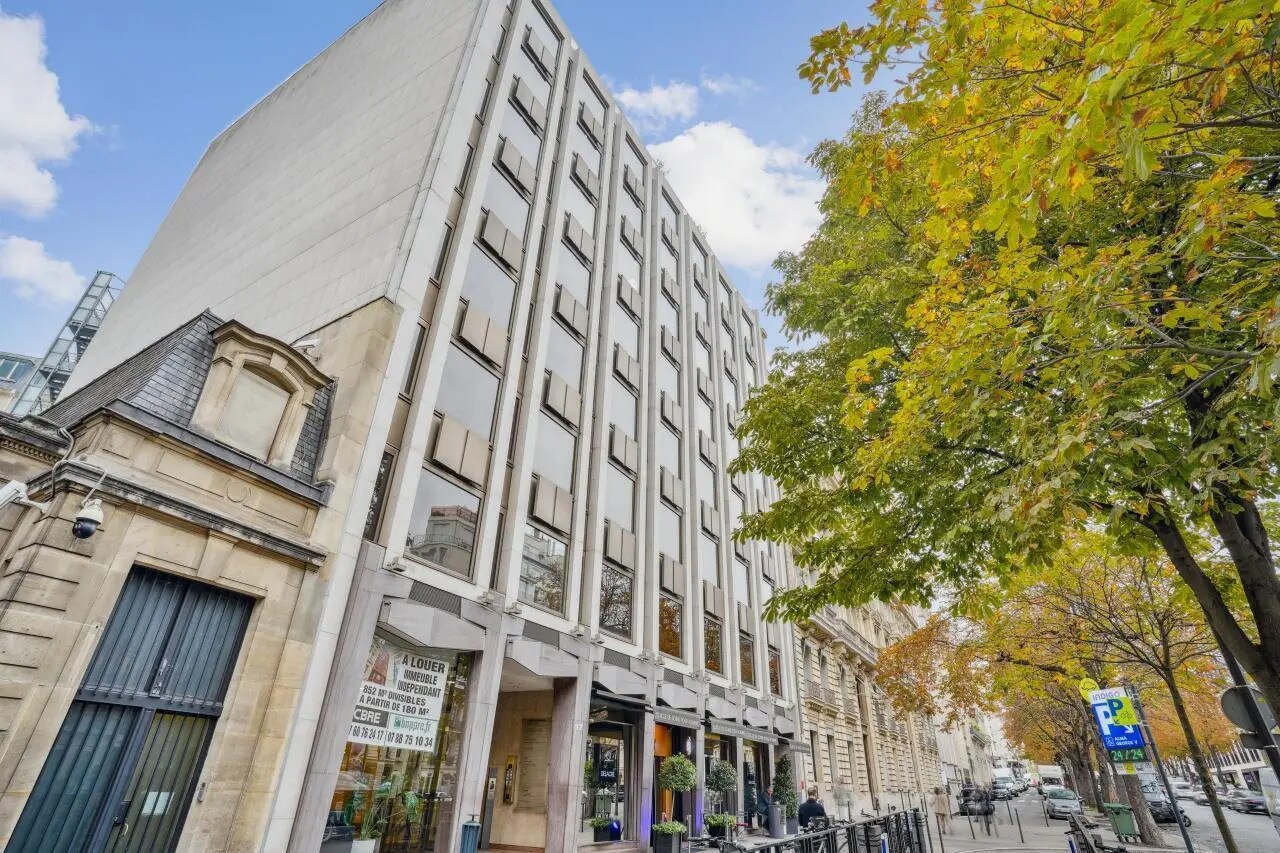 Bureau dans Paris à louer Photo de l’immeuble– Image 1 sur 18