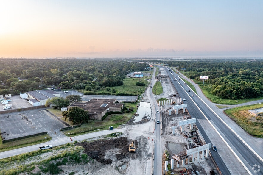 3100 Gulf Fwy, La Marque, TX à vendre - Aérien – Image 3 sur 15