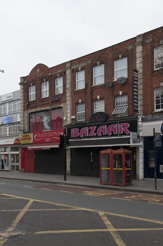 Plus de détails pour 34-36 The Broadway, Southall - Local commercial à louer