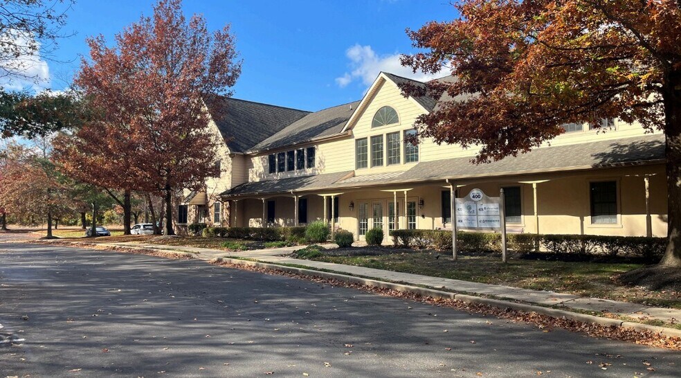 385 Oxford Valley Rd, Yardley, PA à louer - Photo principale – Image 1 sur 10