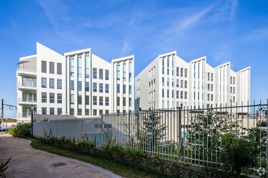 23-25 Rue Paul Duvivier, Lyon à louer - Photo de l’immeuble – Image 2 sur 10